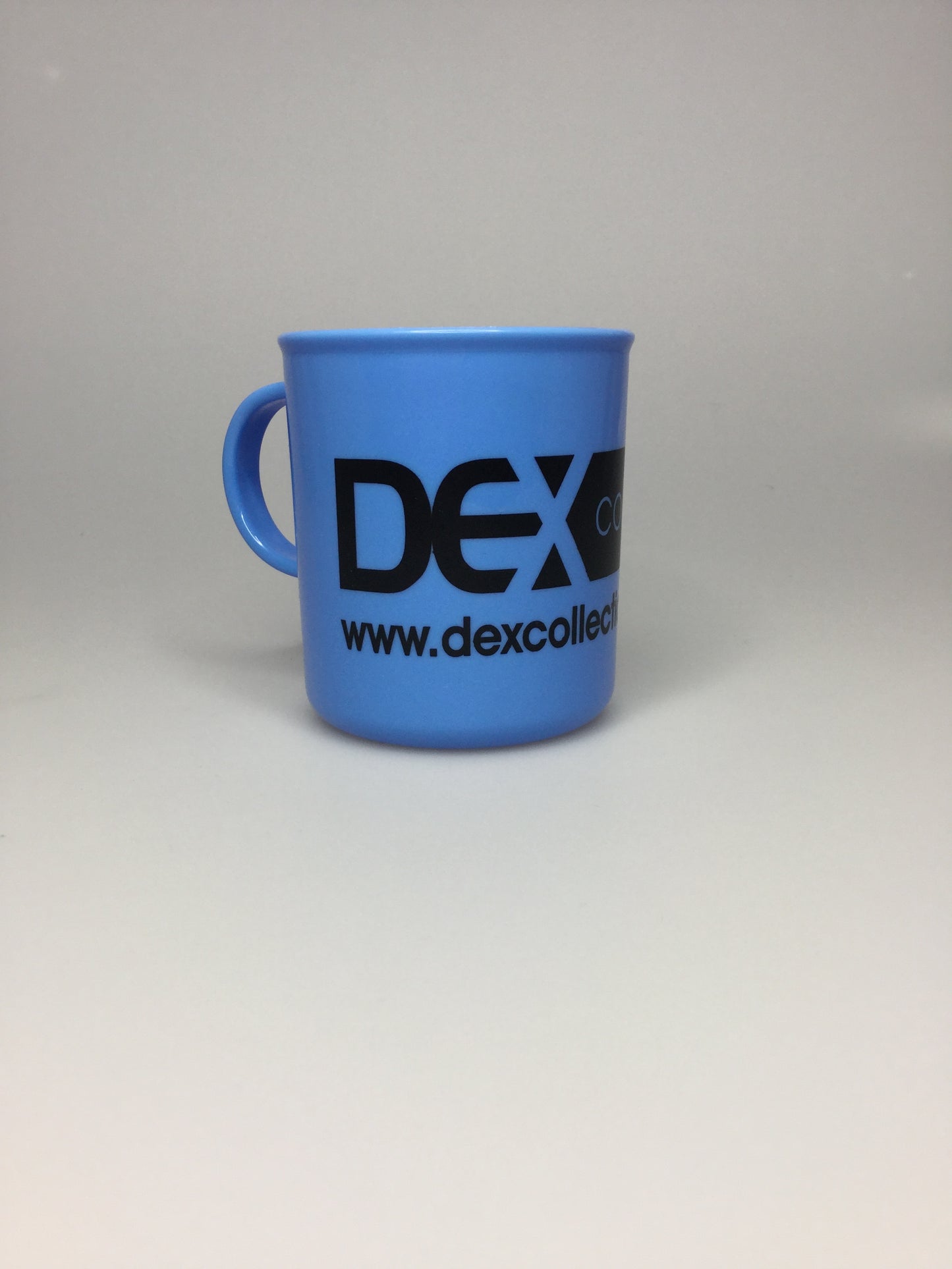 Plastic mugs